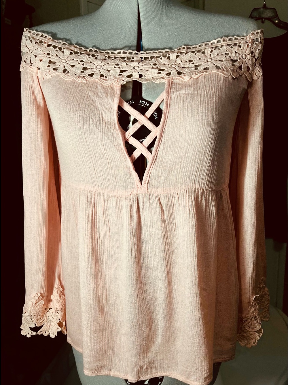 RolyPoly Women’s Sz Small Off-Shoulder Lace Trim Pink Peasant Top